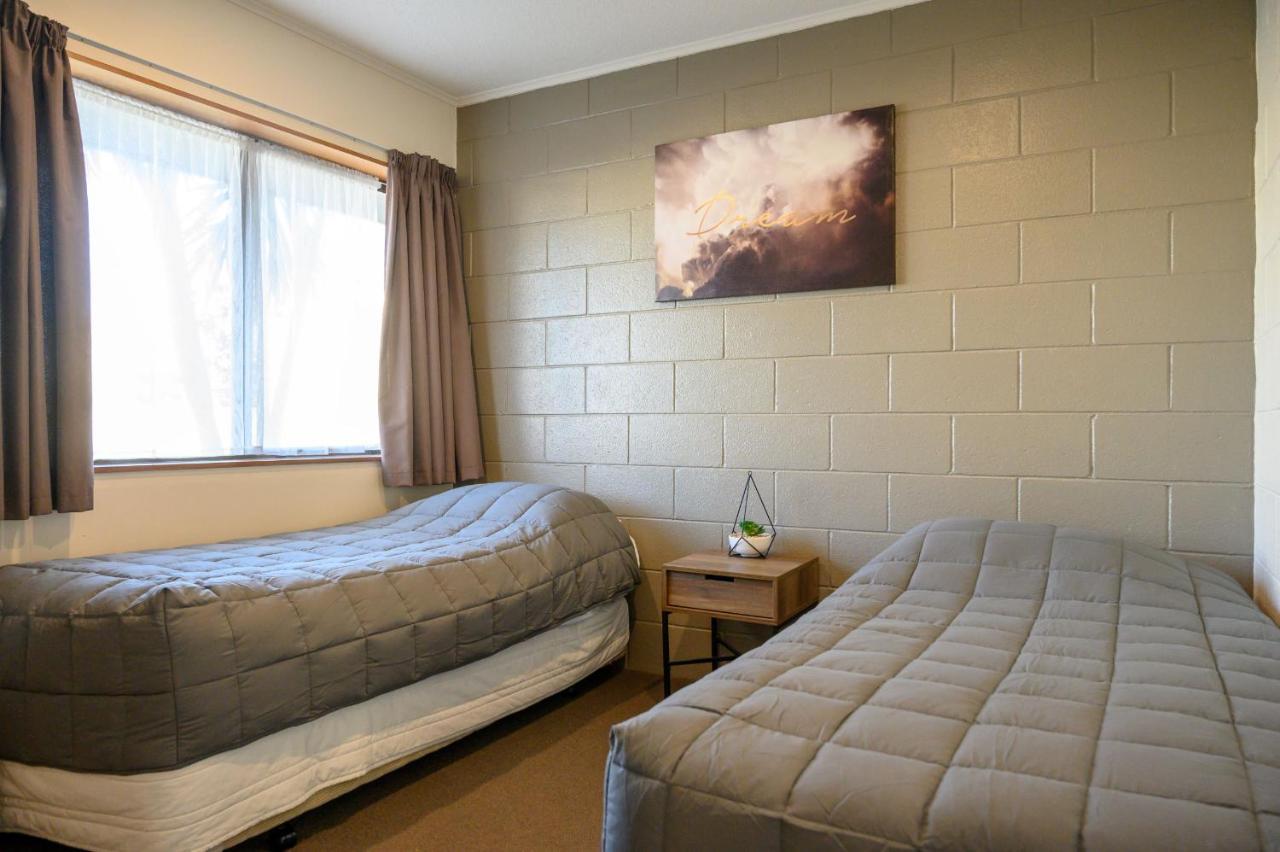 Foreshore Motor Lodge Lower Hutt Eksteriør bilde